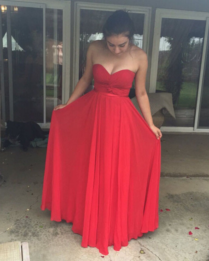 backless red prom dress